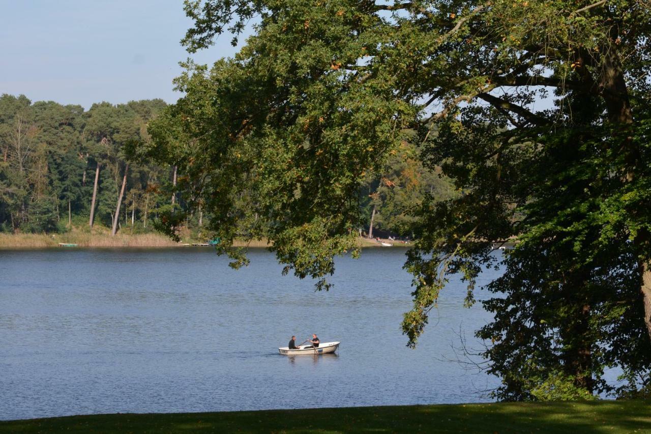 Landhaus Himmelpfort Am See Fürstenberg-Havel Exteriör bild